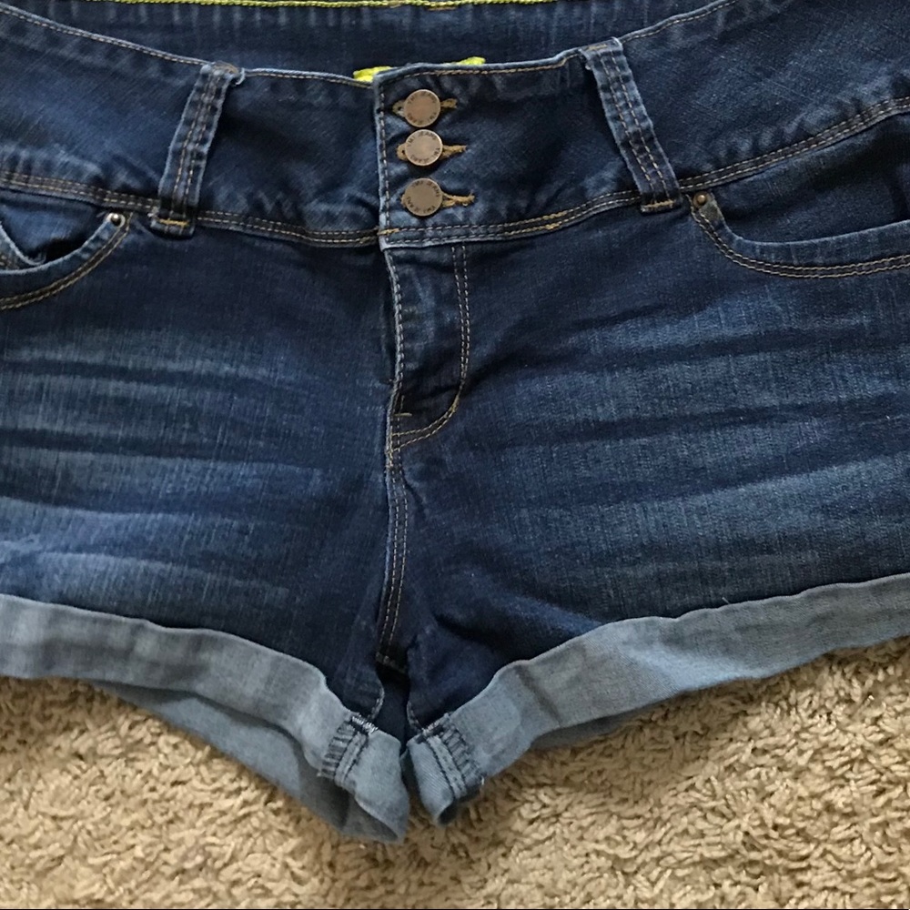 Stretch shorts